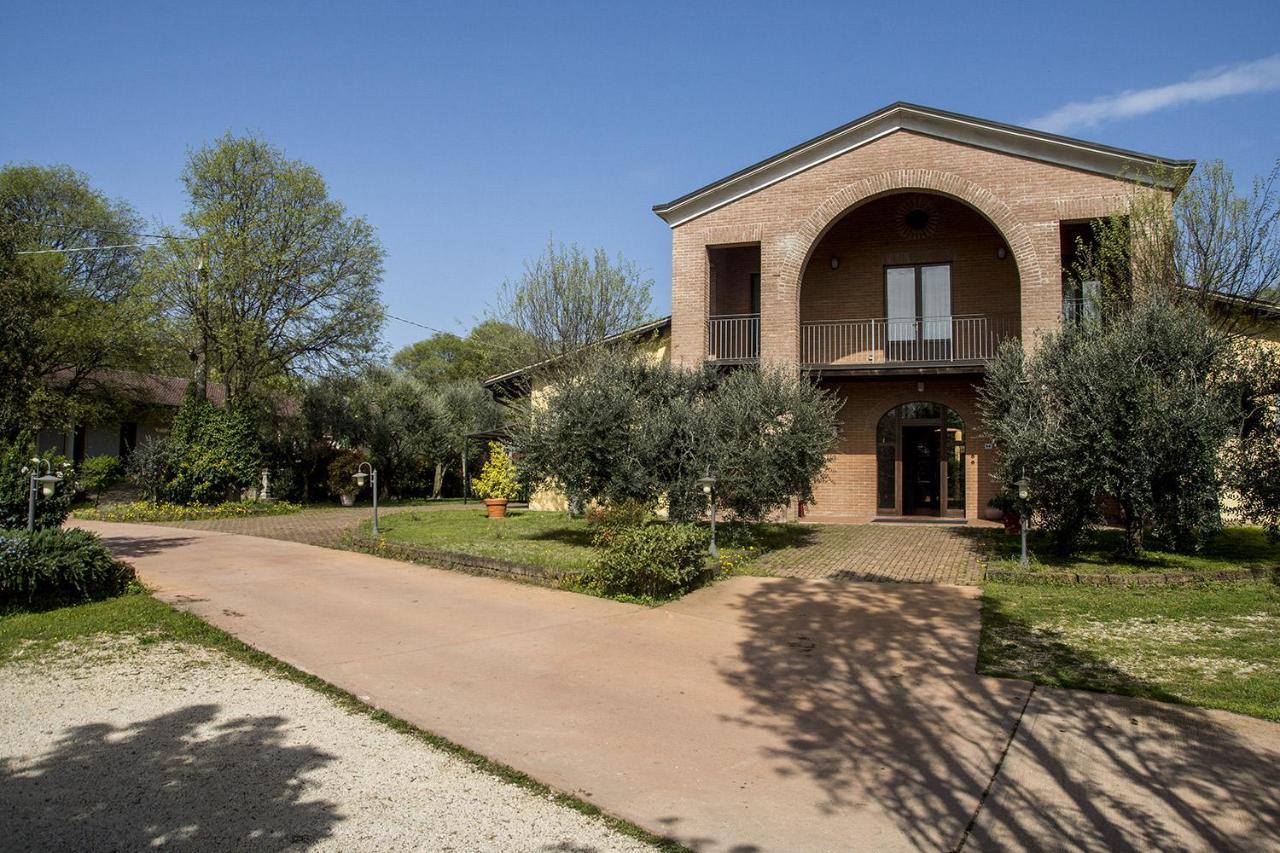 Agriturismo Lupo Bianco Monzambano Exterior foto